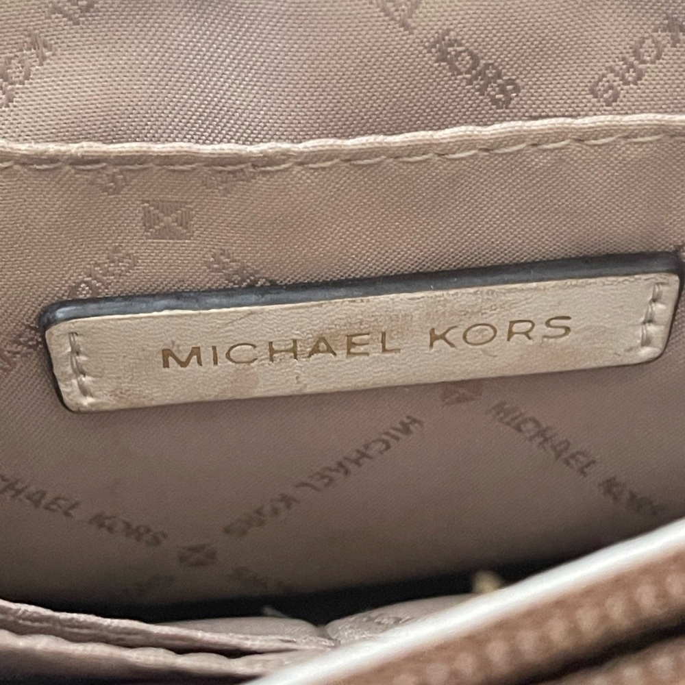 Michael Kors Beige Brown Snake-Print Woven Crossbody with Gold Chain - Picture 8 of 14